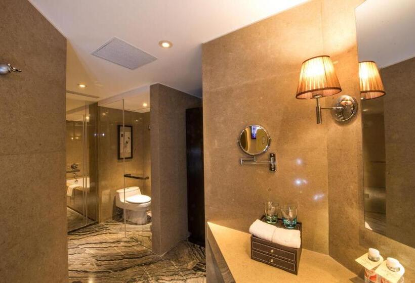 جناح ديلوكس, Xian Heng