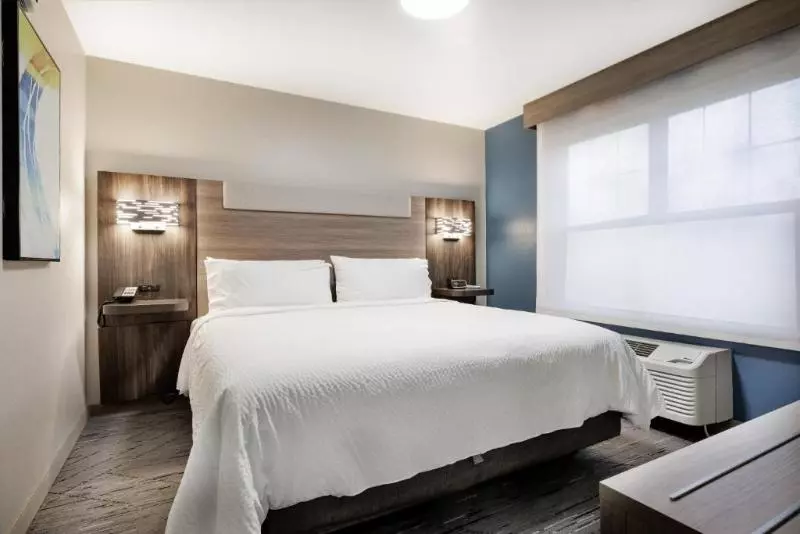 Standard-invahuone, Holiday Inn Express & Suites Zion By Ihg