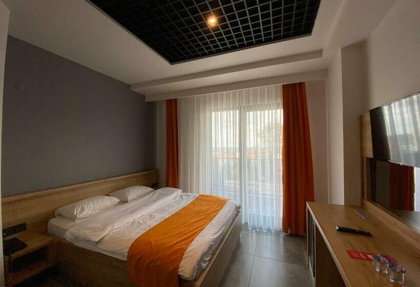 חדר דלוקס עם מרפסת נוף לים, Csk Otel