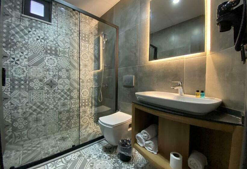 חדר דלוקס עם מרפסת נוף לים, Csk Otel