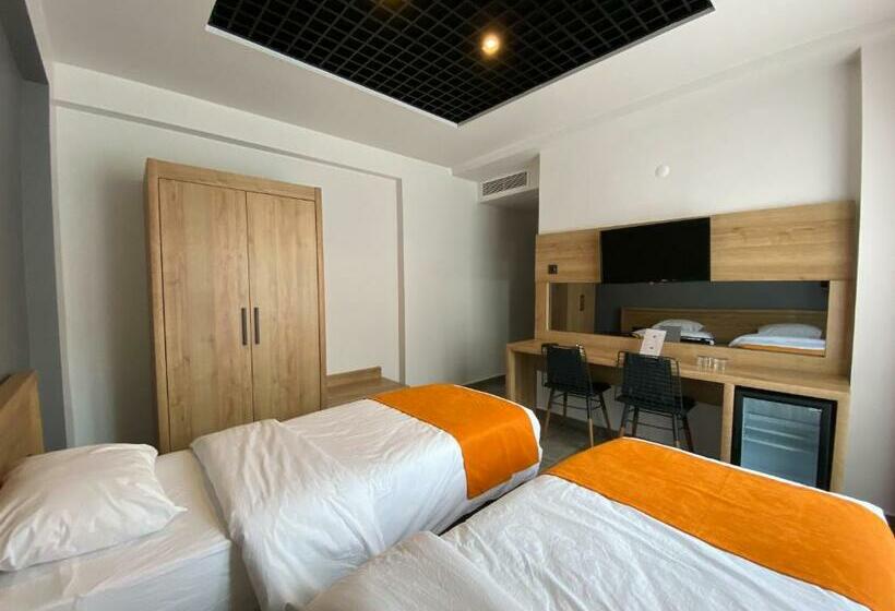 חדר דלוקס, Csk Otel