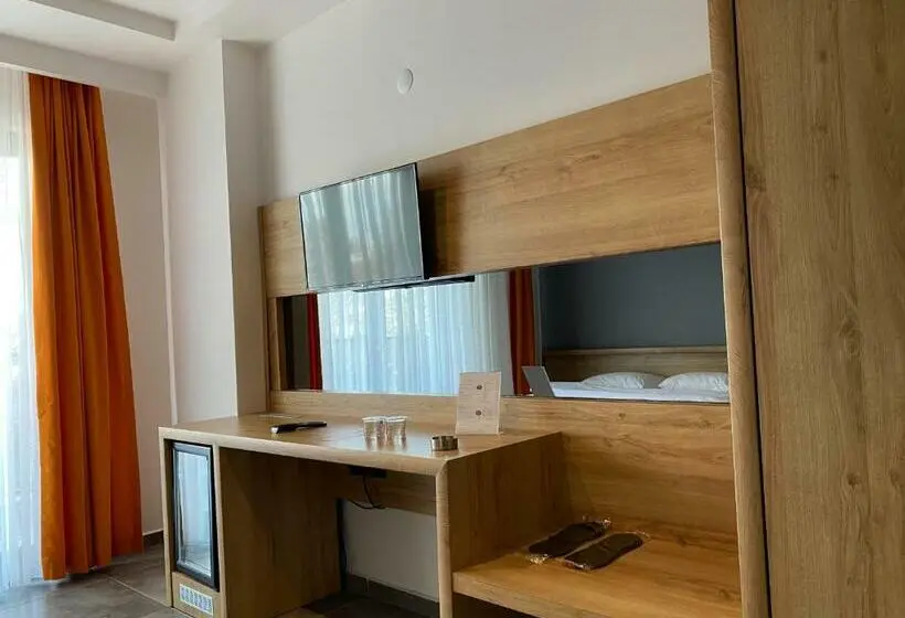 Pokój Deluxe z Balkonem, Csk Otel