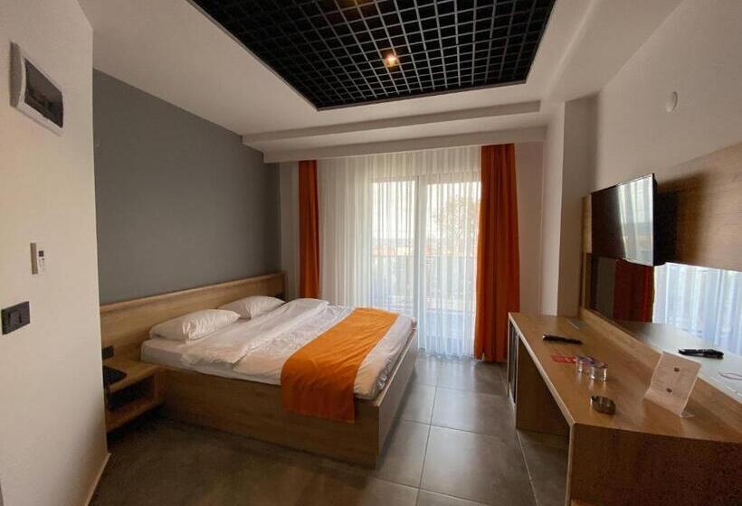 غرفة ديلوكس مزودة بشرفة, Csk Otel