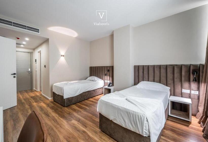 디럭스 룸 도시 전망, Vh Eurostar Tirana Hotel Congress & Tirana Spa