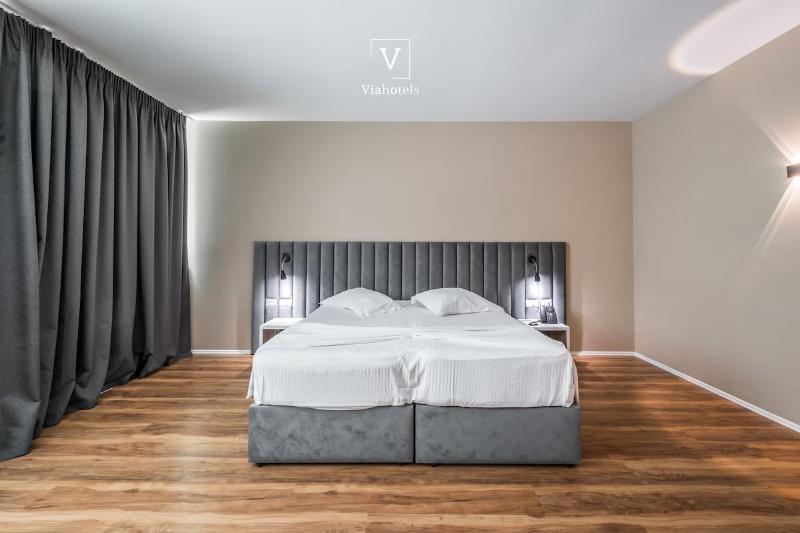 디럭스 주니어 스위트, Vh Eurostar Tirana Hotel Congress & Tirana Spa