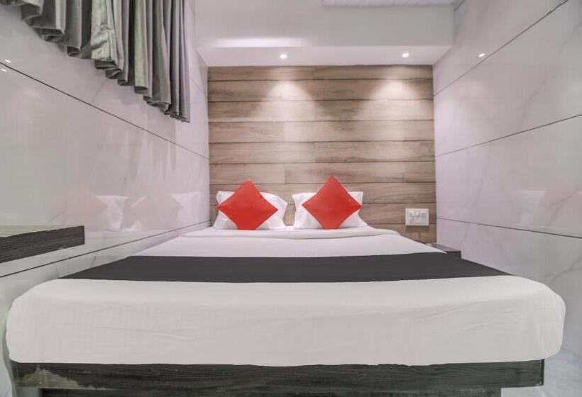 豪华房间, Capital O 75709 Hotel Spring Residency