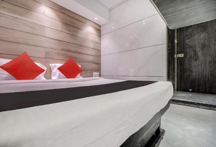 豪华房间, Capital O 75709 Hotel Spring Residency