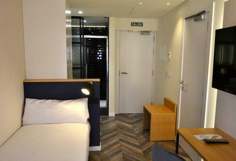 اتاق استاندارد یک نفره, Alda Galeria Coruna