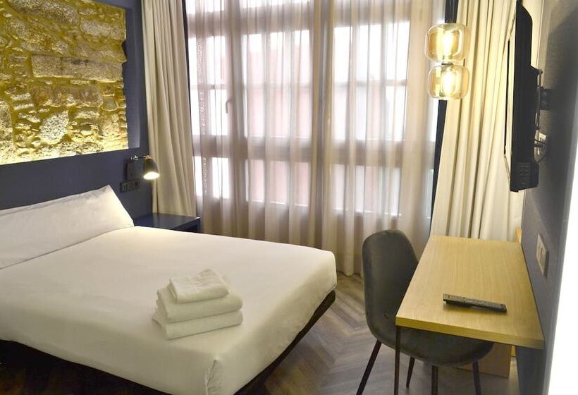 اتاق اکونومی, Alda Galeria Coruna