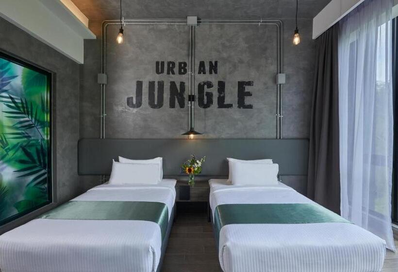 חדר דלוקס, Scapes