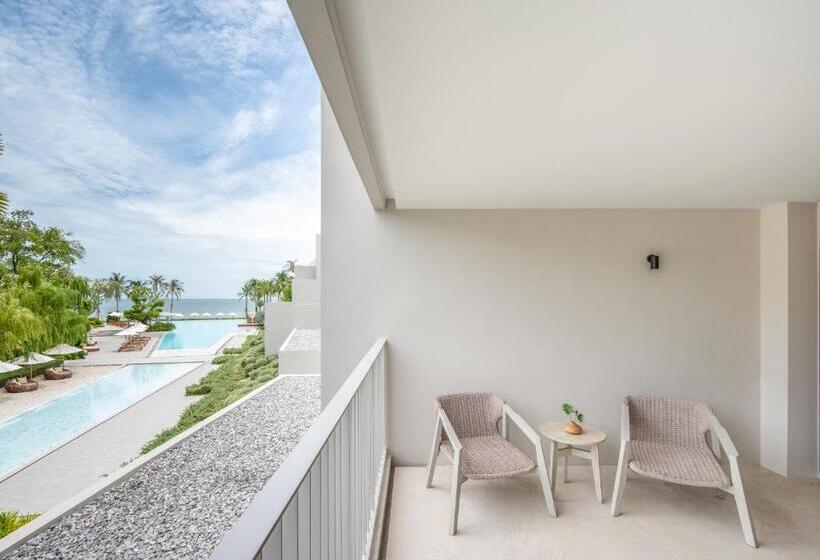 חדר דחוקס עם מיטת קינג, Vala Hua Hin   Nu Chapter Hotels