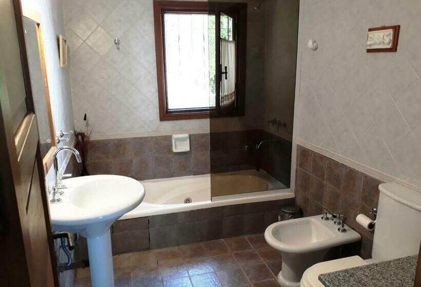 高级房间带漩涡浴缸, El Potrerillo Posada