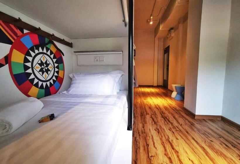 共同バス付シェアルーム, Toojou Kota Kinabalu   Hostel