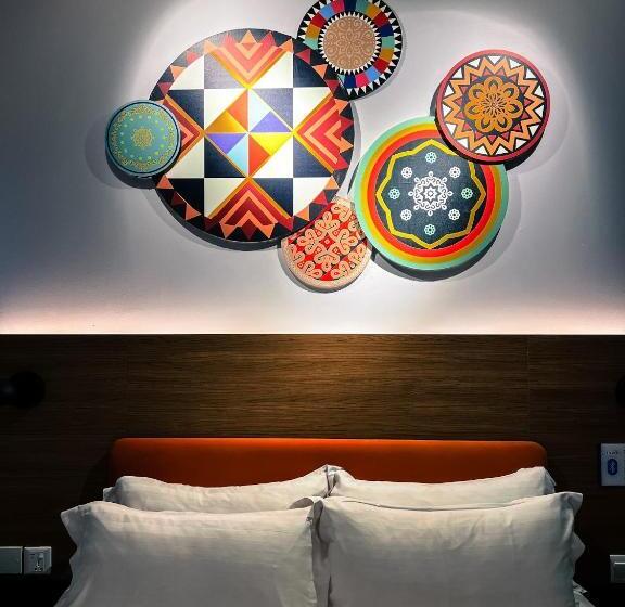 استودیوی استاندارد, Toojou Kota Kinabalu   Hostel