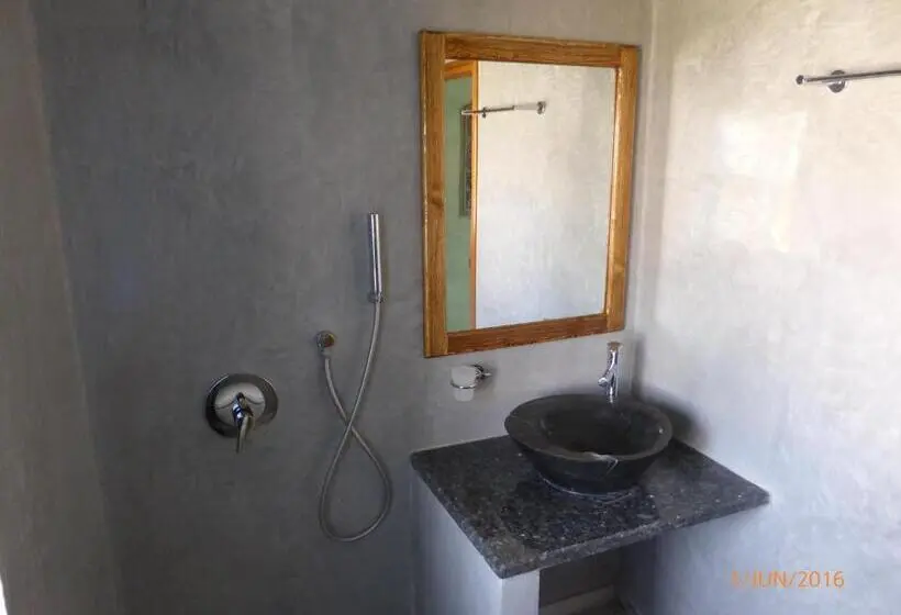 سوییت با چشم‌انداز استخر, Villa Jasmin