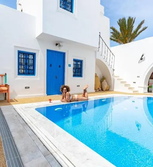 سوییت با چشم‌انداز استخر, Villa Jasmin