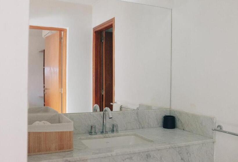 1 Bedroom Apartment River View, Jazmines Departamentos