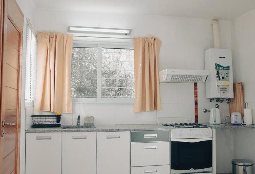 1 Bedroom Apartment River View, Jazmines Departamentos