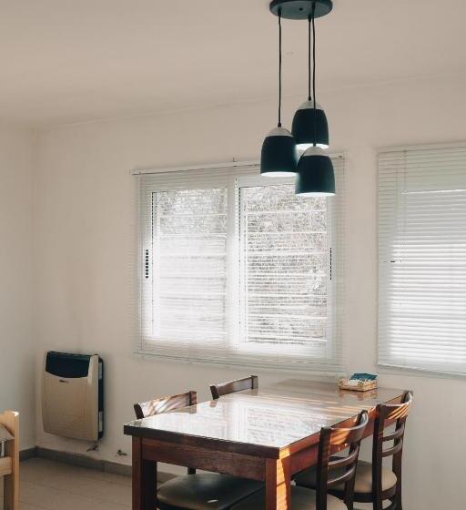 1 Bedroom Apartment River View, Jazmines Departamentos