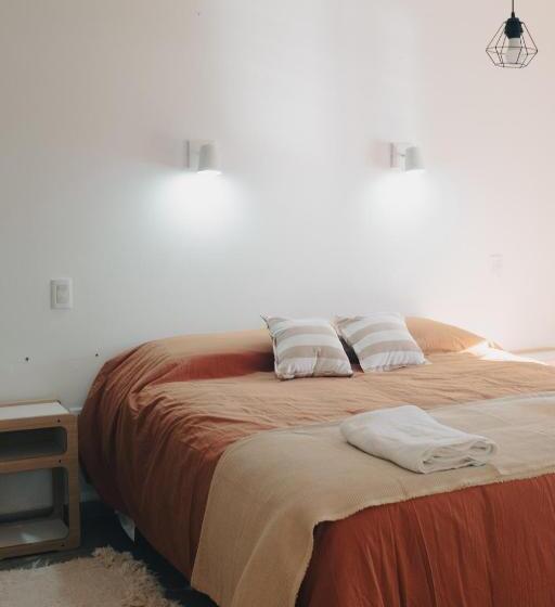 1 Bedroom Apartment River View, Jazmines Departamentos