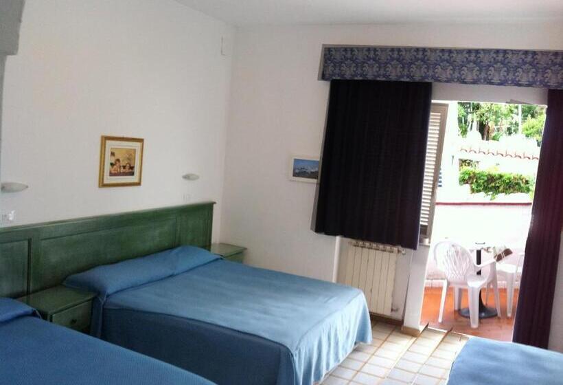 غرفة قياسية رباعية, Castiglione