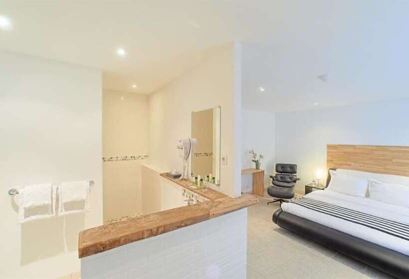 חדר סופריור, Château Du Bois Guy