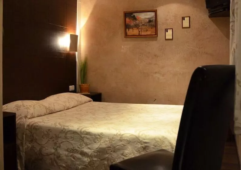 ベーシックルーム, L Hôtel Le Cheval Noir