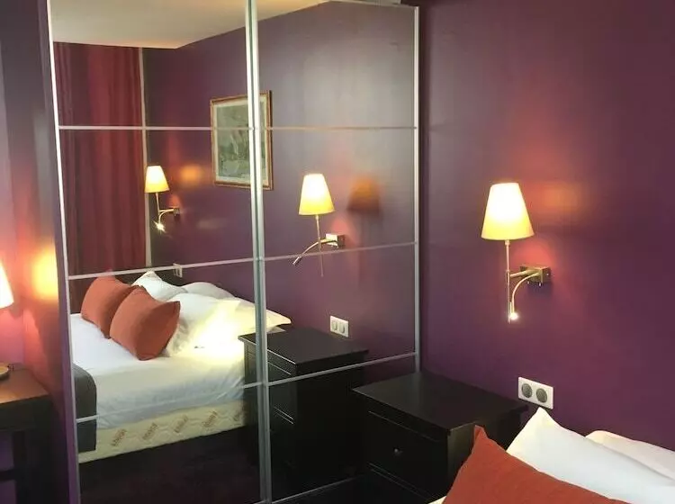 スタンダードルーム, L Hôtel Le Cheval Noir
