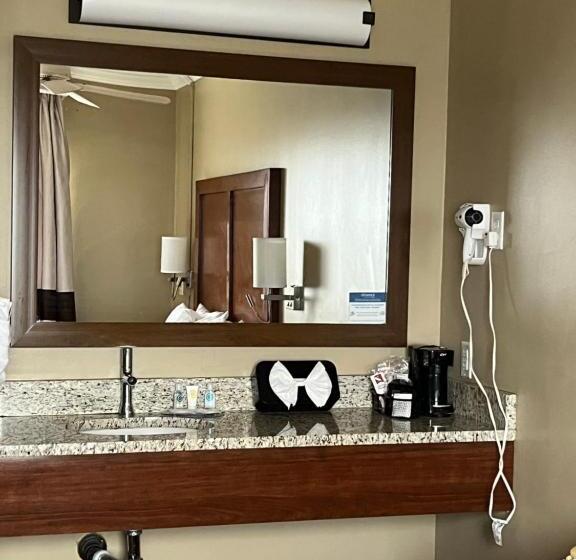 חדר סטנדרט עם מיטת קינג, Comfort Inn & Suites Ocean Shores