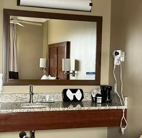 キングサイズベッドのスタンダードルーム, Comfort Inn & Suites Ocean Shores