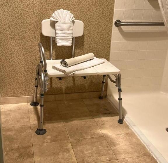 חדר סטנדרט מותאם לאדם עם מוגבלויות, Comfort Inn & Suites Ocean Shores