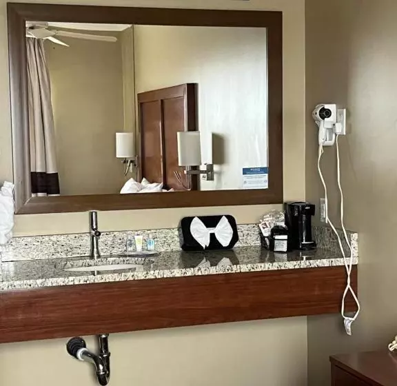 身障者適用スタンダードルーム, Comfort Inn & Suites Ocean Shores