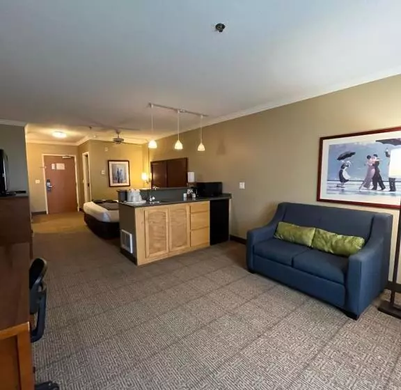キングサイズベッドのスイートルーム, Comfort Inn & Suites Ocean Shores