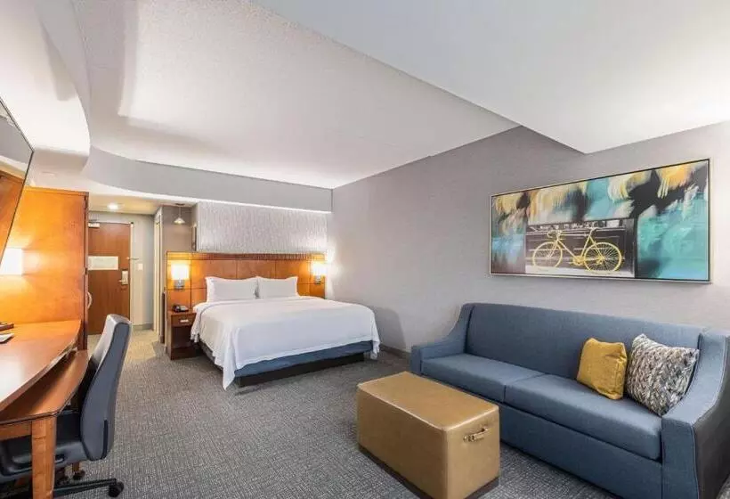 اتاق استاندارد با تخت بزرگ, Courtyard By Marriott Boston Waltham