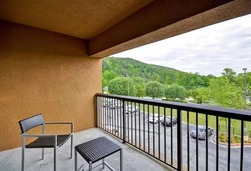２ダブルベッドのスタンダードルーム, Courtyard By Marriott Dalton