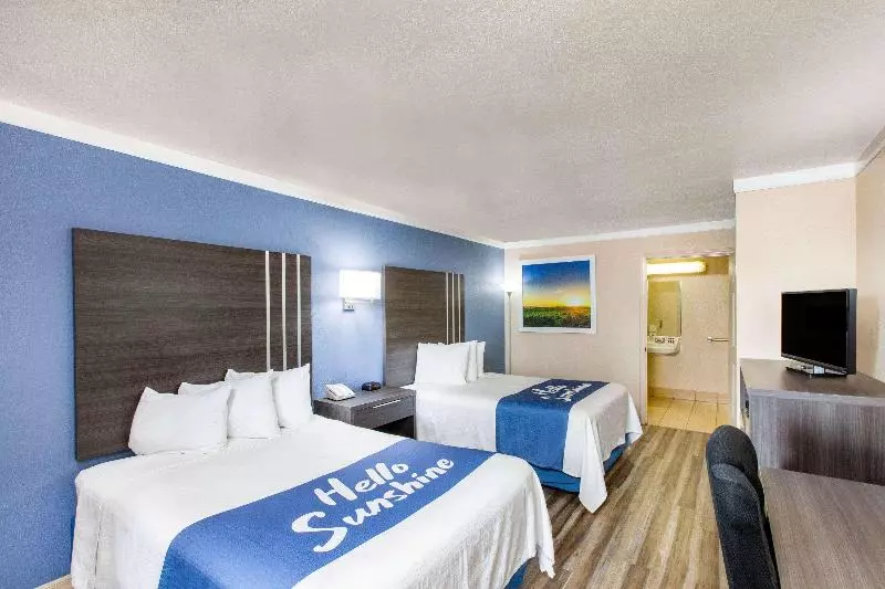 スタンダードルーム, Days Inn & Suites By Wyndham Braunig Lake
