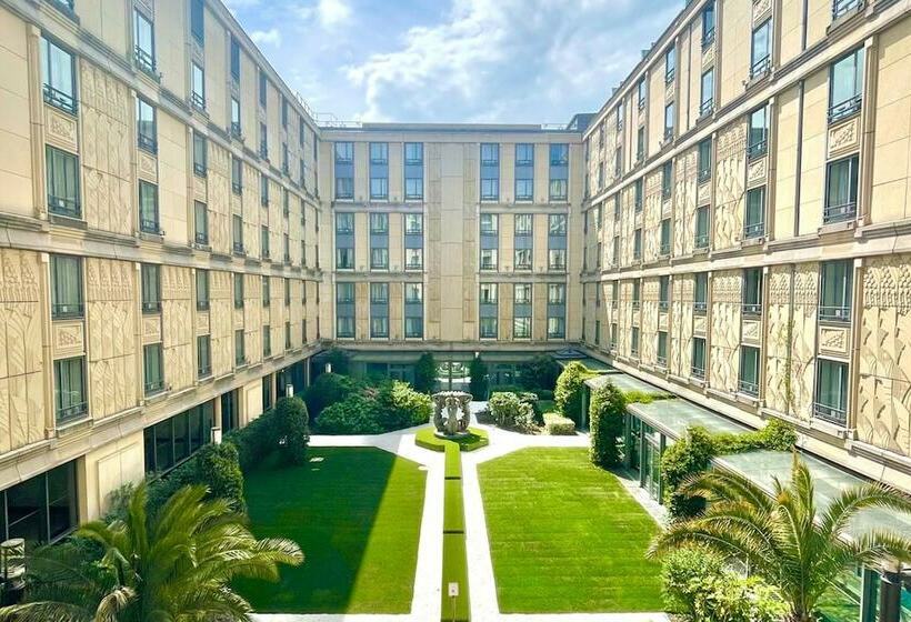 ガーデンビューデラックスルーム, Hotel Du Collectionneur Arc De Triomphe