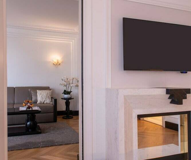 クラシックスイート, Hotel Du Collectionneur Arc De Triomphe