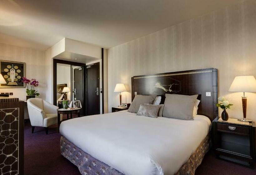 اتاق سوپریور با تخت بزرگ, Hotel Du Collectionneur Arc De Triomphe