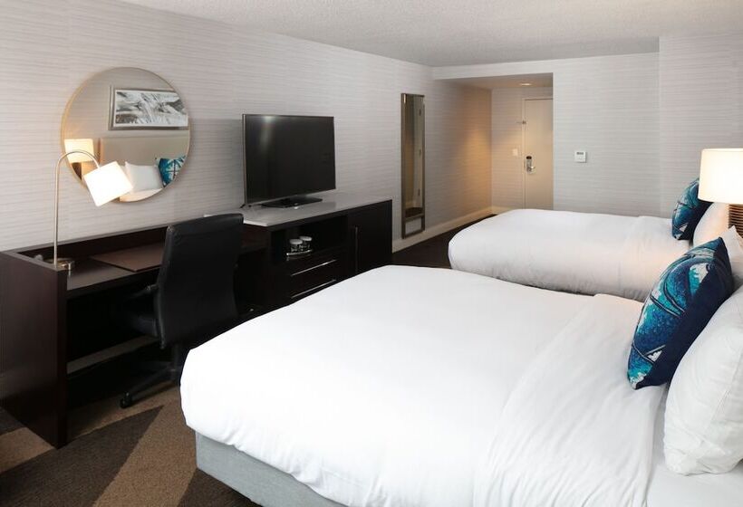 장애인용 디럭스룸, Hilton Madison Monona Terrace