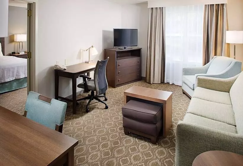 ２ベッドスイートルーム, Homewood Suites By Hilton Clevelandsolon