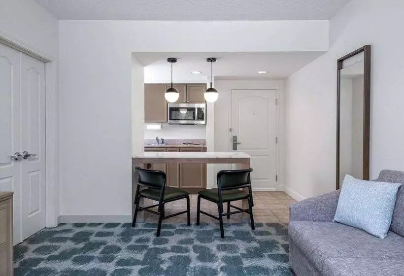 スイート, Homewood Suites By Hilton Montgomery