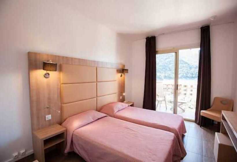 اتاق استاندارد با تراس و چشم‌انداز دریا, Kalliste