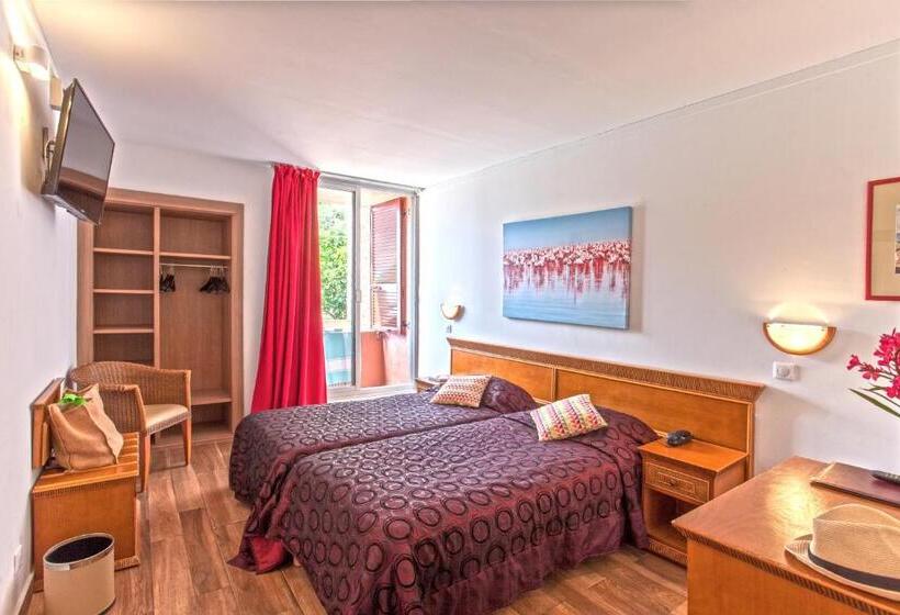 اتاق استاندارد با تراس و چشم‌انداز دریا, Kalliste