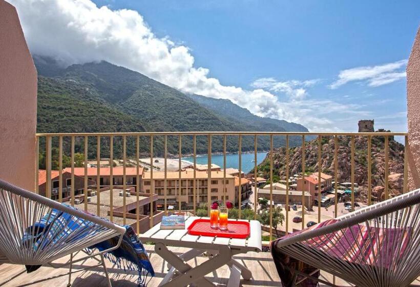 اتاق استاندارد با تراس و چشم‌انداز دریا, Kalliste