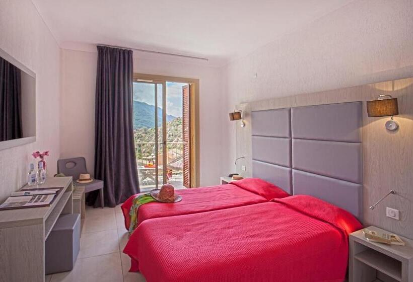 اتاق استاندارد با تراس و چشم‌انداز دریا, Kalliste