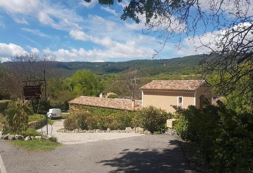 テラス付きスタンダードルーム, La Bastide De Moustiers