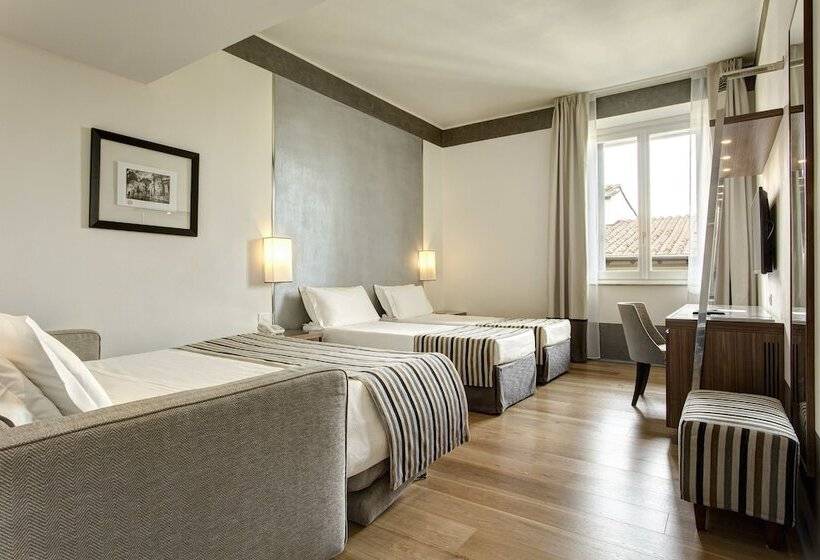 اتاق استاندارد چهار تخته, Orto De' Medici