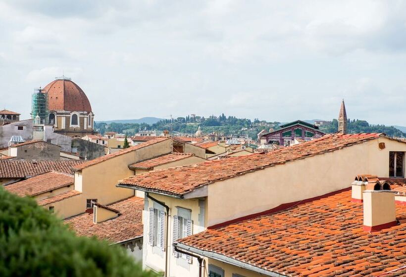 اتاق سوپریور با بالکن, Orto De' Medici