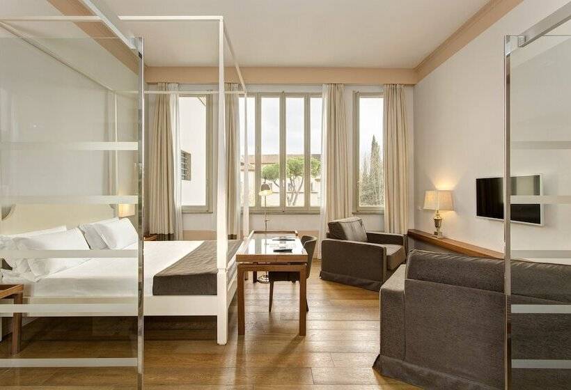 سوئیت جونیور با چشم‌انداز باغ, Orto De' Medici